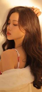 迈尔斯·特勒 / 伊丽莎白·奥尔森 / 卡勒姆·特纳 / 达明·乔伊·伦道夫 / 约翰·厄尔利 / 欧嘉·梅雷迪斯 / 贝蒂·巴克利 / 巴里·普赖默斯 / 克里斯蒂·柏克 / 丹尼·麦克 / 达蒙·约翰逊 / 露西·特恩布尔 / 卡森·勃肯佛 / 梅格·洛 / 塔利亚·布丽尔·埃文斯 / 潘塔·莫斯勒 / 塞巴斯蒂安·比林斯利-罗德里格斯 / 赖恩·贝尔 / 马克·安东尼·帕利纳斯 / 布雷特·威利斯 / 诺亚·布罗姆利 / 里恩·加纳 / 大卫·Z·科恩 / 马修·凯文·安德森 / 珍妮弗·奥拉克西克 / 贾斯汀·斯通 / 埃里克·高 / 布兰迪·亚历山大 / 安德鲁·麦克尼 / 布雷迪·德鲁利斯 / 丹尼尔·芬兰 / 彼得·狄索萨 / 克里斯蒂娜·卡帕提 / 欧佳·佩斯塔 / 比安卡·福施特 / 杰夫·桑卡